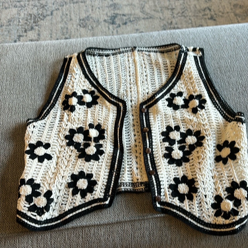 Women’s Crochet Vest